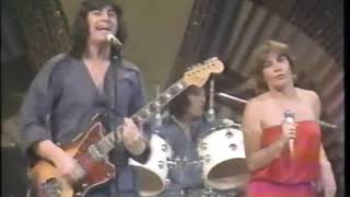 HELEN REDDY and HAMILTON, JOE FRANK &amp; REYNOLDS - FALLIN IN LOVE