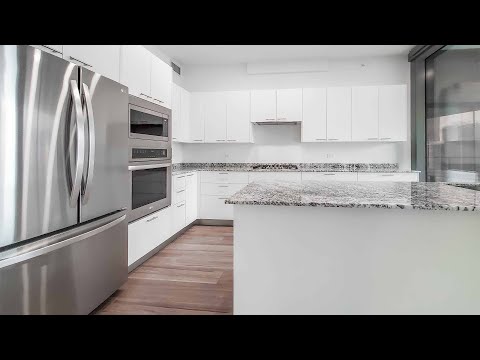 A spacious Optima Lakeview 3-bedroom, 2-bath, Plan 3B14 A spacious Optima Lakeview 3-bedroom, 2-bath, Plan 3B14