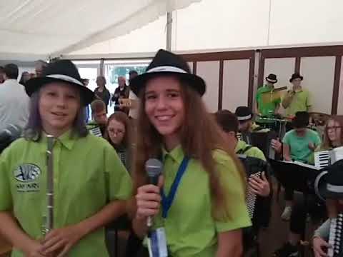 Šaty dělaj člověka Akordeonový orchestr SAFARI