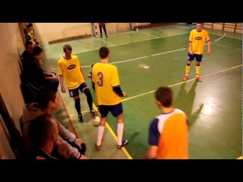 Halowa LksLiga 2012/2013 - I połowa Turbo Boys - Panathinaikos 5:3 (3:2) - HD