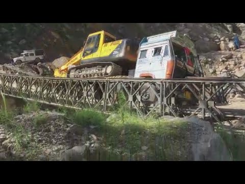 Bridge Collapse For Heavy Wait of Truck in India  - Full Live Video