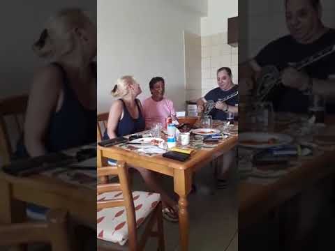 Tomi Chinchiri feat Greta Turhian Live 2019 Lakarnaka