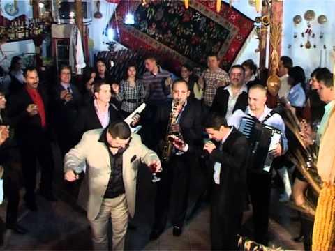 CRISTIAN RIZESCU SI NICU PALERU - EU NU BEAU FARA VECINUL (SPIROS GALATI)