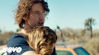 Musik-Video-Miniaturansicht zu Stay Awake Songtext von Dean Lewis