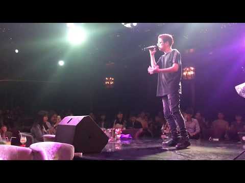 Chia Tay - Bùi Anh Tuấn | Thánh Hát Live