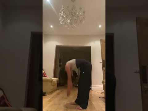 Guyanese Girl 🇬🇾 - Gotta Dance