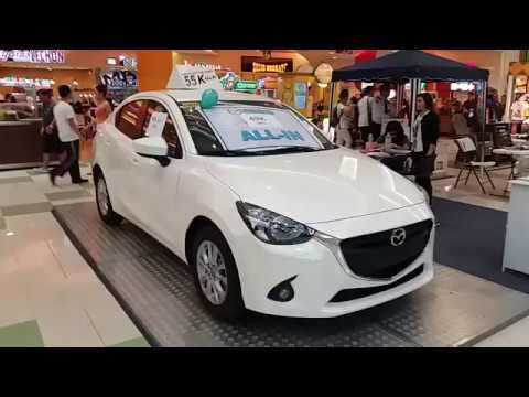 2017 Mazda 2 Sedan (Short Take Review)