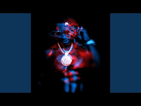 Videoclip de Kept Back (feat. Lil Pump) (Bonus Track Version) — Gucci Mane