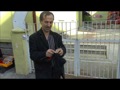 Akçaabat'lı Çoban Neşat Seyis 25 Yıldır Çorap Örüyor