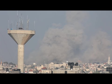 Video Thumbnail: Huge clouds of smoke rise from Khan Yunis after strikes | AFP