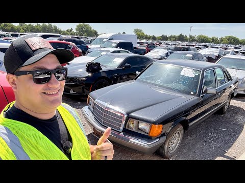 1984 Mercedes 300SD and a Pair of 1970s Cadillac Coupe DeVilles at IAA!