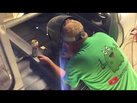 1964 Mk1 Mini Restoration S2 Ep155 - Pin Holes