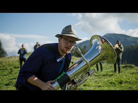 Viera Blech - Farmer´s Tuba (Offizielles Video)