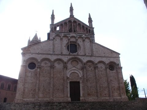 Massa Marittima 17-11-2013,Novembre Grosso,sbandieratori in piazza