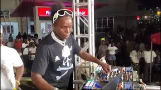 Download lagu DJ MALVADO de moz mp3