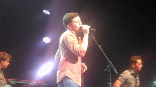 scotty mccreery- jingle bells