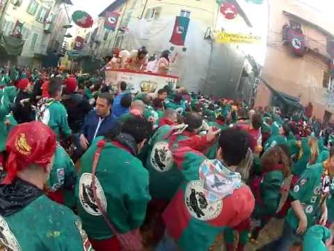 Tuchini Carnevale Ivrea 2012  Inside the battle!!!