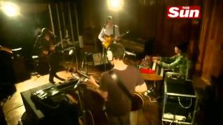 Miles Kane - Better Left Invisible (Biz Session)