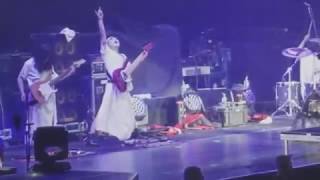 Download lagu Babymetal Kami Band Dance (Fancam Compilation) mp3
