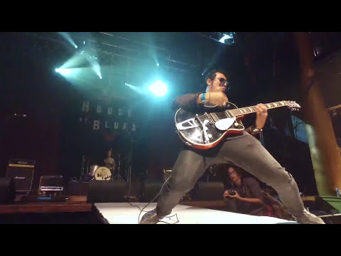 Falling Doves - Live at the House of Blues - Cocaine Jane