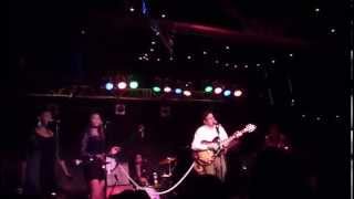 c Nick Waterhouse doing Them I Can Only Give You Everything