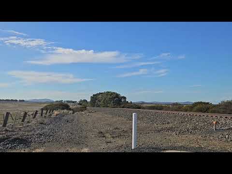 5AM8 JBRE The Overland to Melbourne, 1500, 1/8/24, Langi Logan VIC