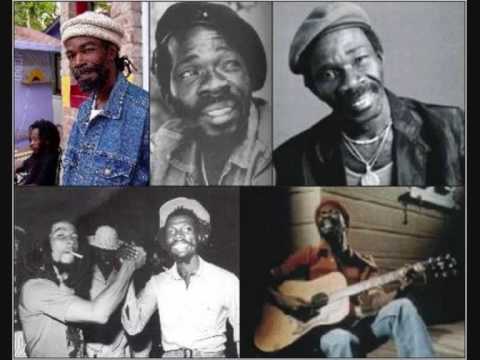 Joe Higgs - There's A Reward