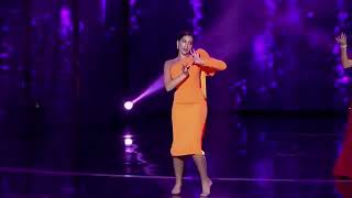 Nora fatehi and Madhuri Dixit dance performance on