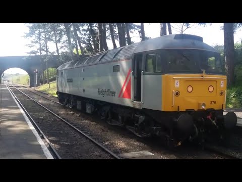 Class 47376 Freightliner 1995 Loops Around To Its Train At Cheltenham Racecourse 09/04/17