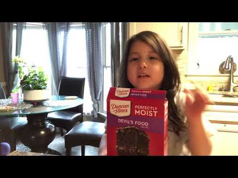 CHOCOLATE CAKE (giant donut)