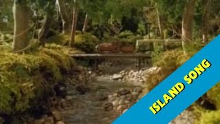 Thomas &amp; Friends: The Island Song [Sing-Along Music Video]