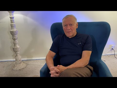 Dumnezeu viu / Dumnezeu mort