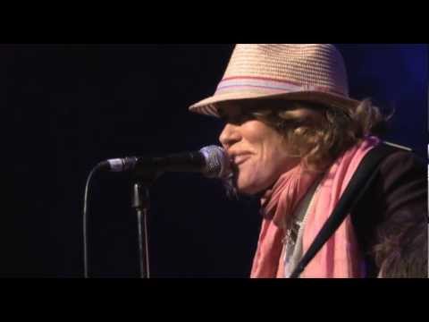 Cerys Matthews & Republic Of Loose