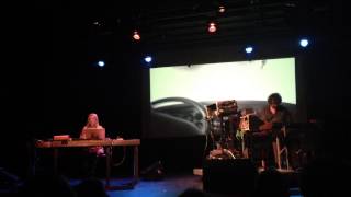 Gut & Irmler 500 Meter live in Düsseldorf 23.01.2015