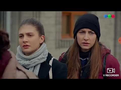 Huerfanas: Mesude cachetea a Eylul