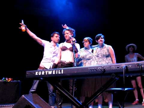 13/13 Amanda Palmer - EPIC ENCORE Drinking Song @ 9:30 Club, Washington, DC 6/17/10