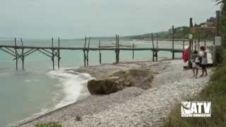 preview picture of video 'Inchiesta Spiaggia Naturisti in Abruzzo'