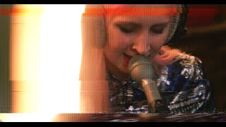 Alice on the Roof - Princes (Oscar and the Wolf cover) (live)