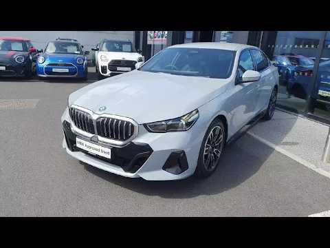 BMW 5-Series 530e M Sport Saloon - Image 2