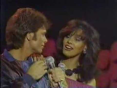 Marilyn McCoo & Cliff Richard sing Suddenly, SOLID GOLD