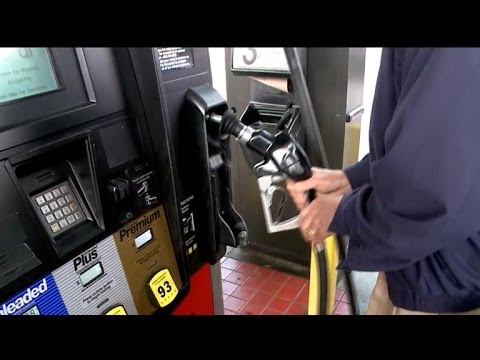 MoneyWatch: Drivers paying cheapest gas prices in years; A look at next-generation McDonald's