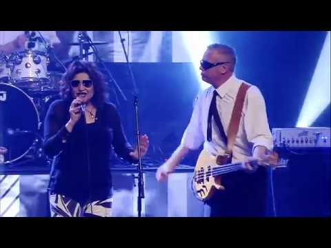 Ilona Csáková & Laura a její tygři - Časy se mění