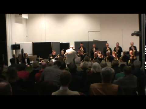 Bill Bailey, Sax feature