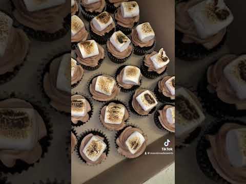 Decadent chocolate Cupcakes!!😋