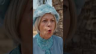 A Bruxa do 71 Mentiu para Girafales Sobre Traição de Florinda! #chaves #shorts