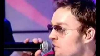 Darren Hayes - Crush (1980 Me) - Live on TOTP - 2003