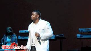 Avant Performs Don&#39;t Say No, Just Say Yes