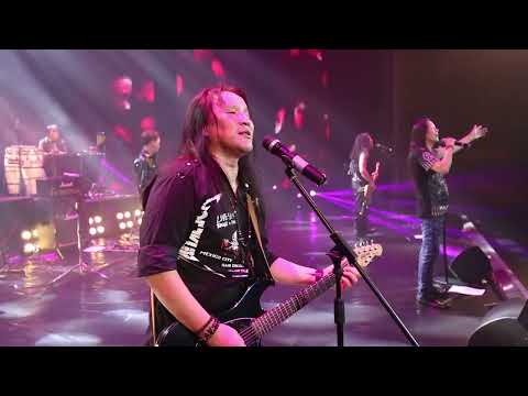 Hurd - Хайрын Улаан Сарнай (Чимээгүй Ирэх Дурлал Concert)