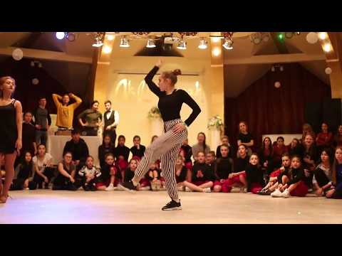 Adel vs Taisiya | Waacking TOP 1/2 Final | HAPPY DANCE BATTLE 2018