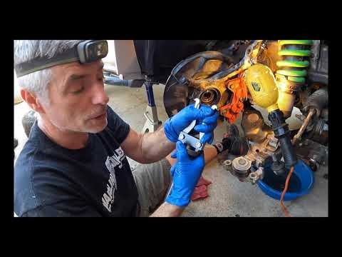 Front Differential Axle Seal Replacement (Lexus GX470)